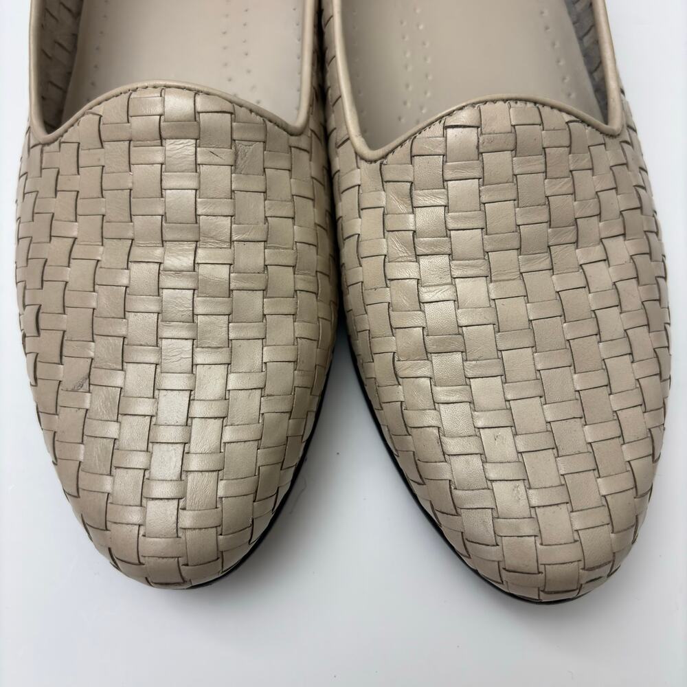 Trotters Bone Cream Woven Slip On Flat Loafers Women's Size 10.5 - Picture 2 of 8
